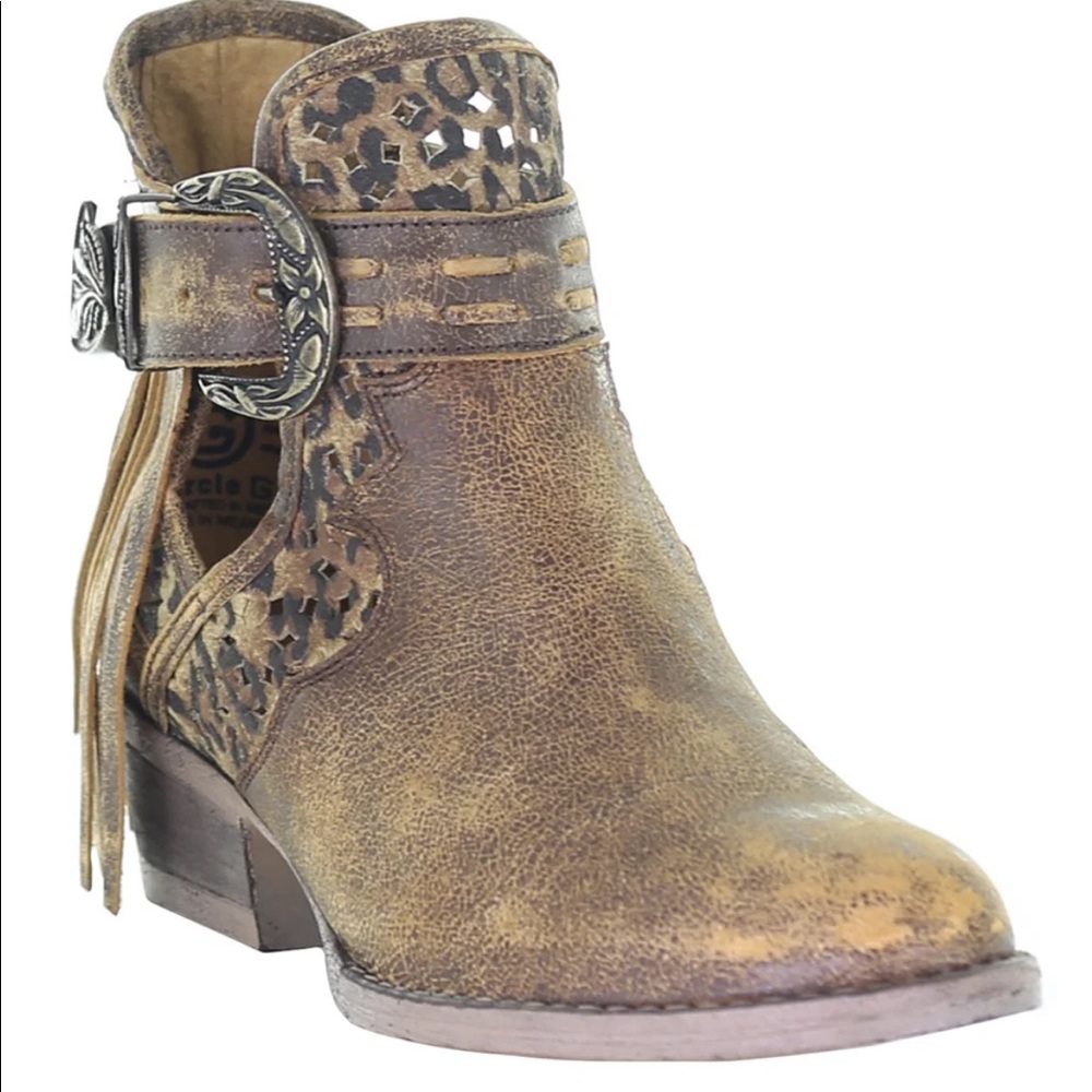 Corral fringe booties. Size 8.